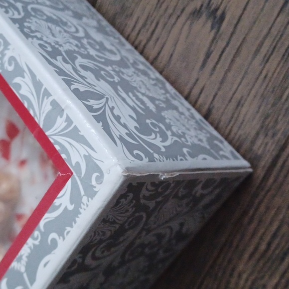 2012 Barbie Red Silvery Satin Jacquard Tulle Holiday Gown Doll Mattel #W3537 - Picture 9 of 11